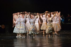 Астраханский ансамбль песни и танца