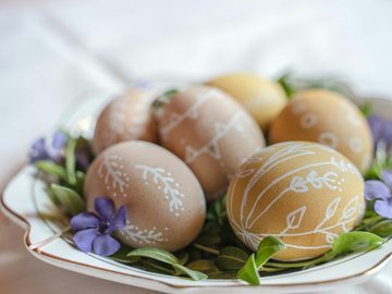 Декорирование яиц к Пасхе
