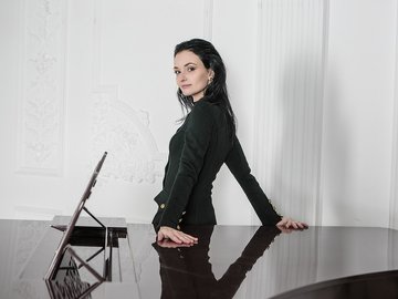 Lena Shery & Buglers