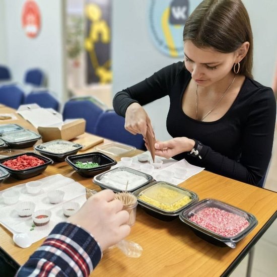 Два мастер-класса: «Угадай аромат» и «Шоколадные конфеты»