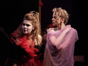 Зойкина квартира