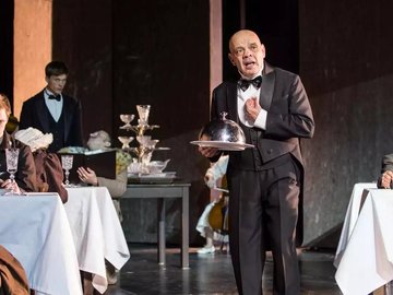 Человек из ресторана