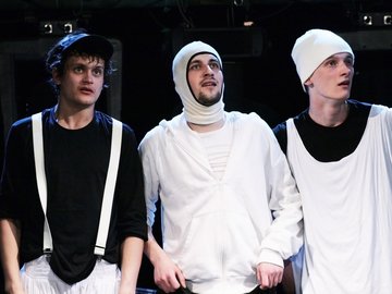 У ковчега в восемь