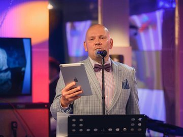 Непоэт Ломовой. Весеннее обострение