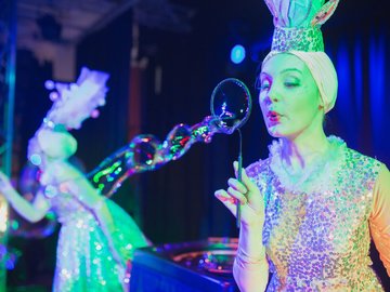 Шоу мыльных пузырей