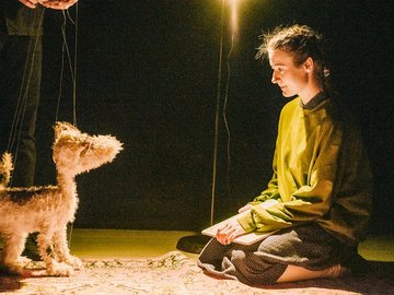 Девочка и пёс