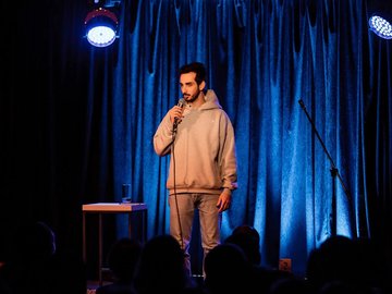 Premium Stand-up