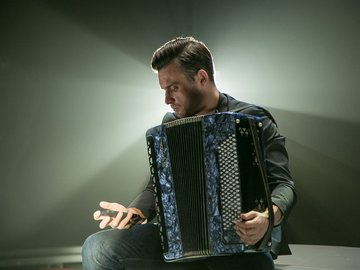 Нескучный вечер