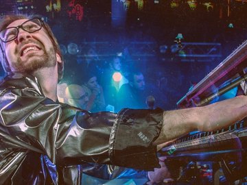 Валерий Степанов