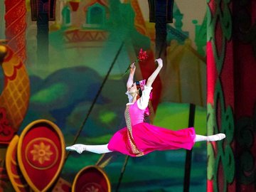 Аленький цветочек