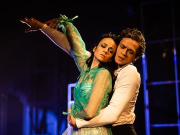 Три товарища?