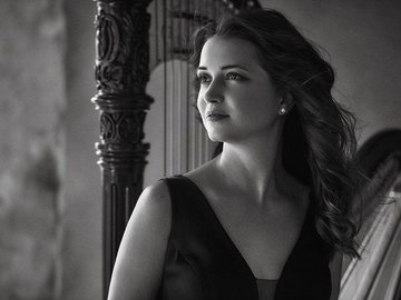 Надежда Сергеева, камерный ансамбль Cordes. 80 струн. Музыка для арфы и струнного оркестра