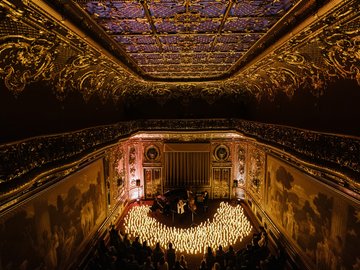 #В_свечах: джаз в Особняке Половцова