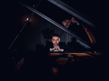 Рояль в темноте. Рок под звёздами