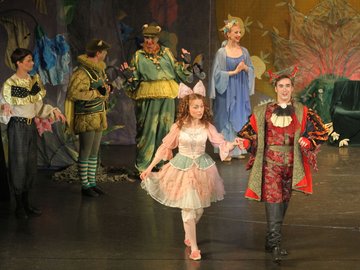 Дюймовочка