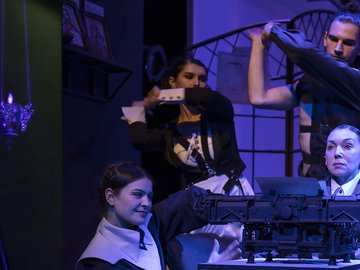 Васса Железнова