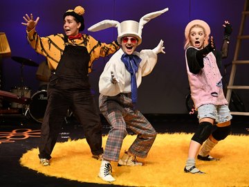 Кто ходит в гости по утрам?