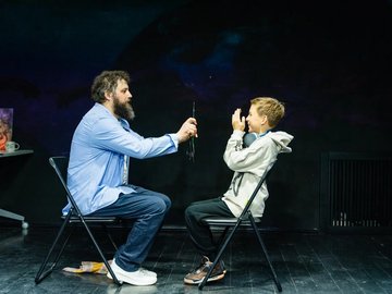 Чудо, или Как корова спасла театр