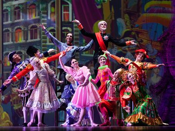 Продавец игрушек