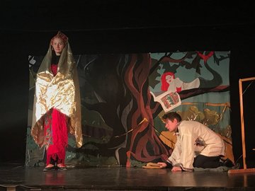 У Лукоморья дуб зеленый