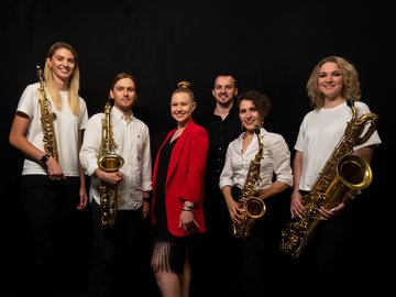 Сакс в темноте