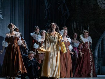 Собака на сене