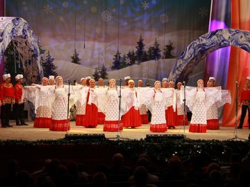 Новогоднее русское шоу