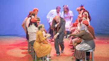 Всюду жизнь