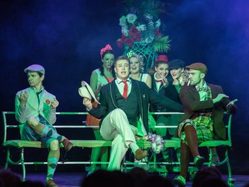 Здравствуйте, я ваша тётя!