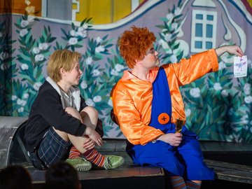 Малыш и Карлсон, который живёт на крыше