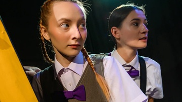 Меня удочерила Горилла