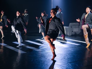 Спектакль номер один