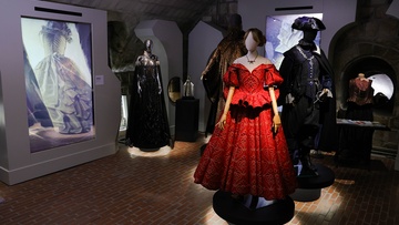 Посещение Старого Английского двора