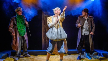 Муфта, полботинка и моховая борода