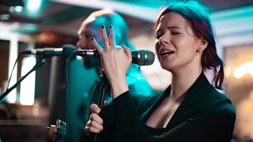 Русский рок на Неве на маршруте «Большое петербургское кольцо»