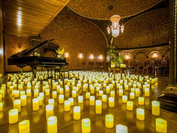 В свечах: шедевры классики