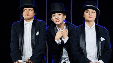 В открытом море