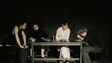 Я в костюме человека