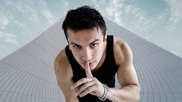 NЮ. Юрий Николаенко