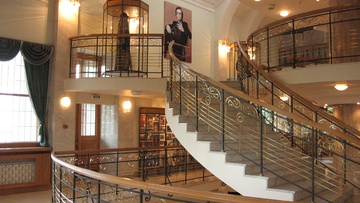 Экскурсия по театру