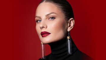 Ева Власова