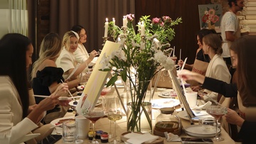 Арт-вечер Painty со свечами и игристым с видом на Театр им. Андрея Миронова