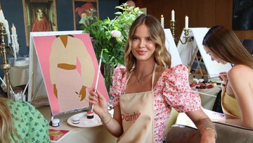 Арт-вечер Painty со свечами и игристым с видом на Театр им. Андрея Миронова