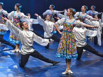 Навстречу танцу