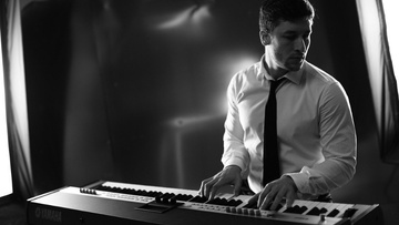 Дмитрий Сазонов