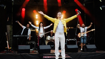 Classic Rock Legends Show. Queen Tribute Night