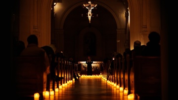 Иоганн Себастьян Бах в сиянии свечей