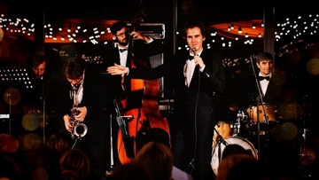 Alex Abra. Let It Snow