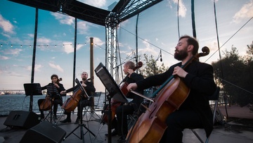 Концерт у моря. Мировые рок-хиты на виолончелях