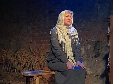 Материнское поле